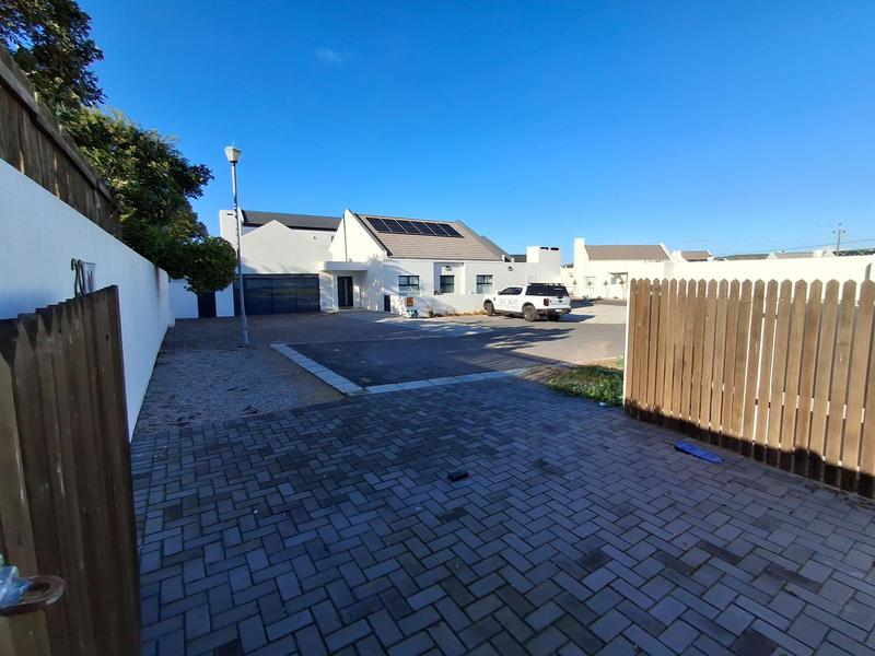4 Bedroom Property for Sale in Britannia Bay Western Cape